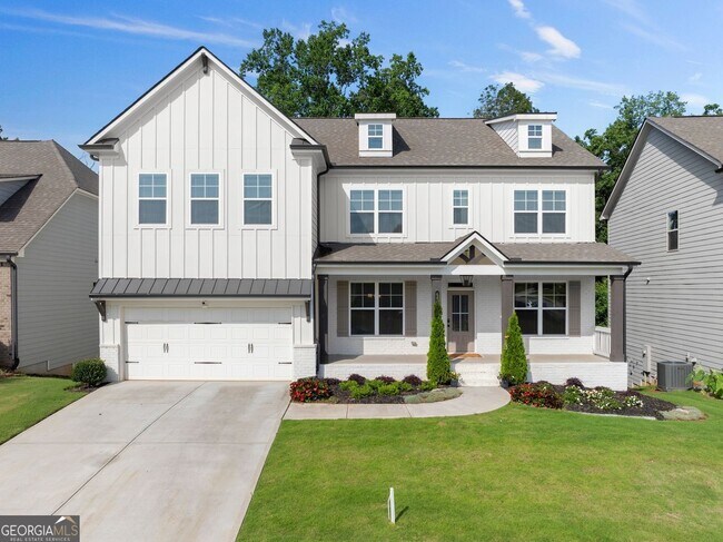 Building Photo - 4656 Silver Oak Dr