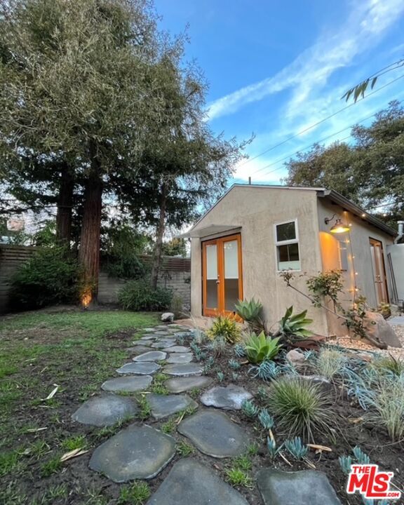 Foto principal - 2401 32nd St
