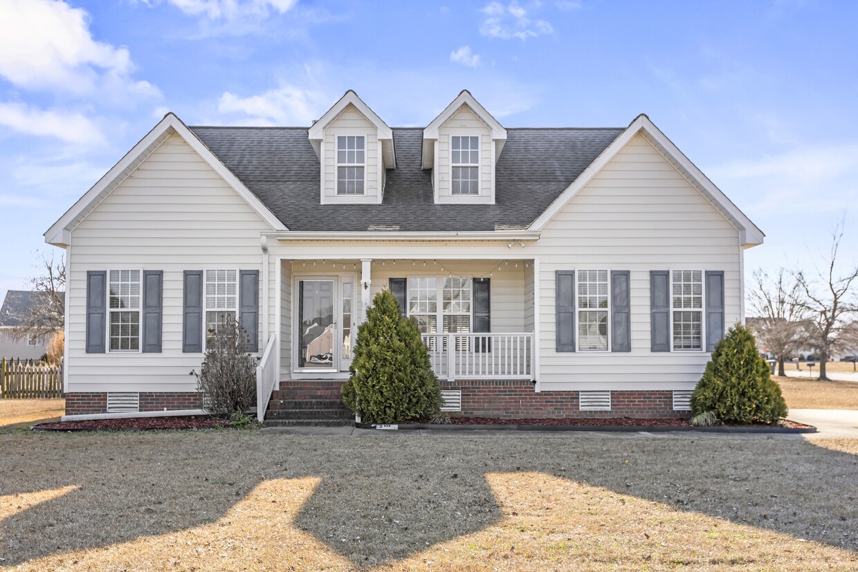 Photo - 726 Addington Dr (Winterville, NC)