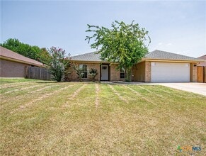 Building Photo - 304 Timber Ridge Dr