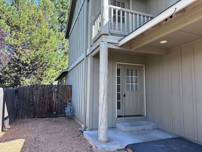 Foto del edificio - 16662 Shaw Pine Ct