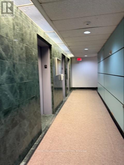 Photo du bâtiment - 80 Alton Towers Cir