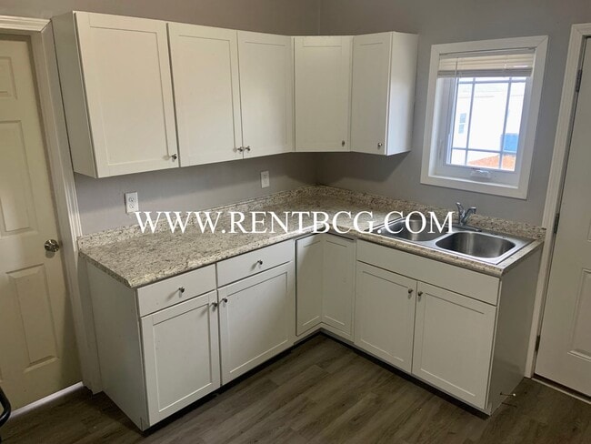 Building Photo - Check Out This 3-Bed/1-Bath Home in Bluffton!