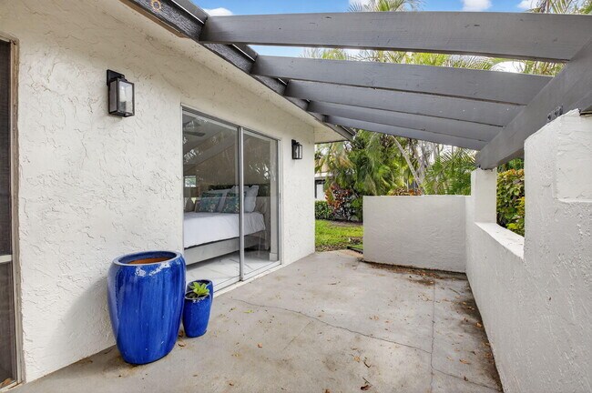 Foto del edificio - 5753 Spindle Palm Ct