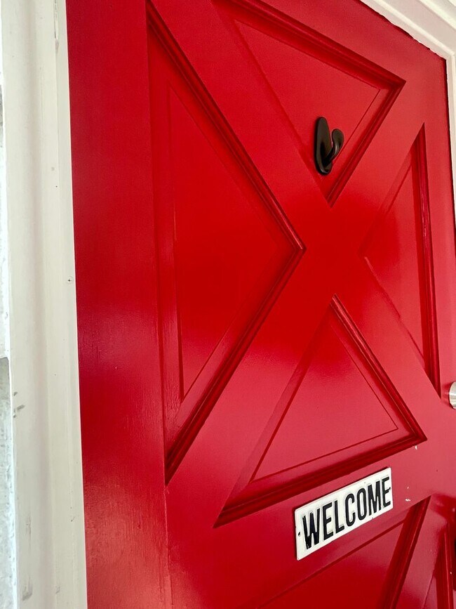 Building Photo - Come home to Scandia.....what a wonderful,...