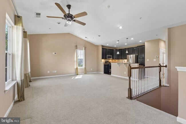 Foto del edificio - 14688 Links Pond Cir