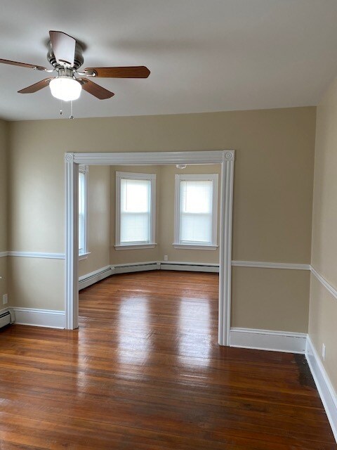 Foto del edificio - 1147 Oakhill Ave
