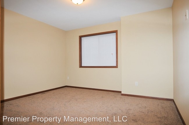 Building Photo - 2188 Liberty Glen Loop