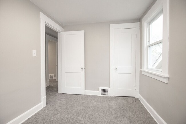 Foto del edificio - 3-BED, 1 BATH BEAUTIFUL SINGLE- FAMILY HOME IN MAPLE HEIGHTS!