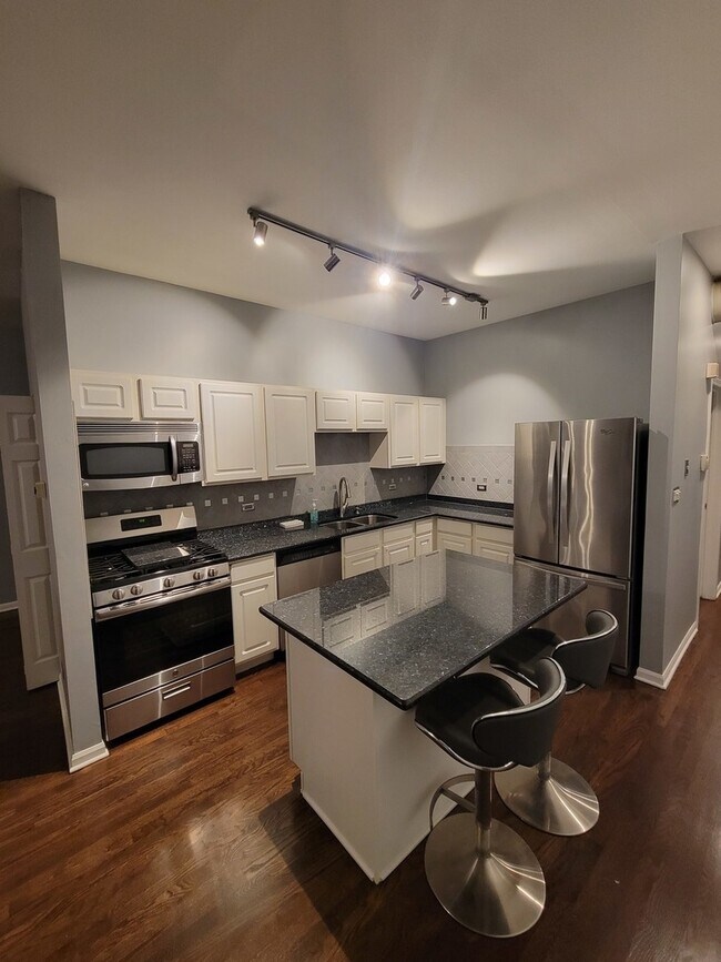 Foto del edificio - 2315 W Harrison St