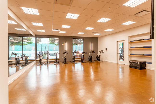 Cycling/Yoga Studio - Hudson Park South