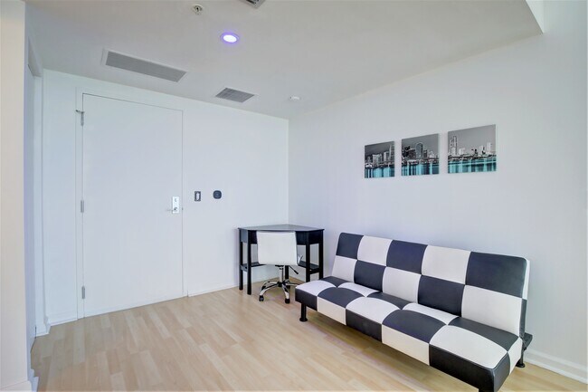 Sitting Area - 185 SW 7th St