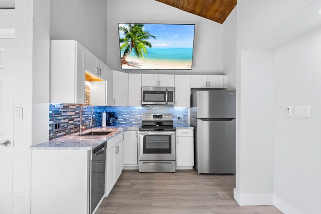 Foto del edificio - 2077 Corner Lake Dr