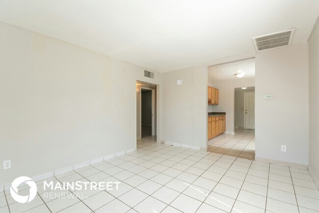 Foto del edificio - 4325 S 15th Ave