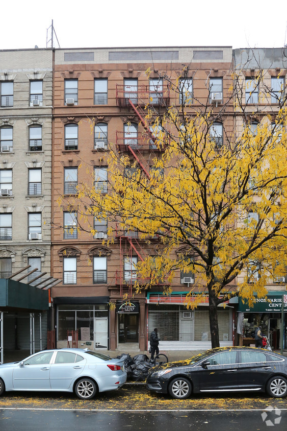 Building Photo - 653 Lenox Ave