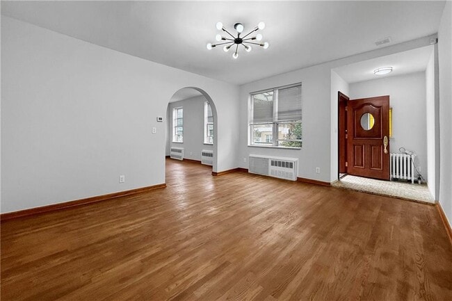 Building Photo - 2166 E 18th St