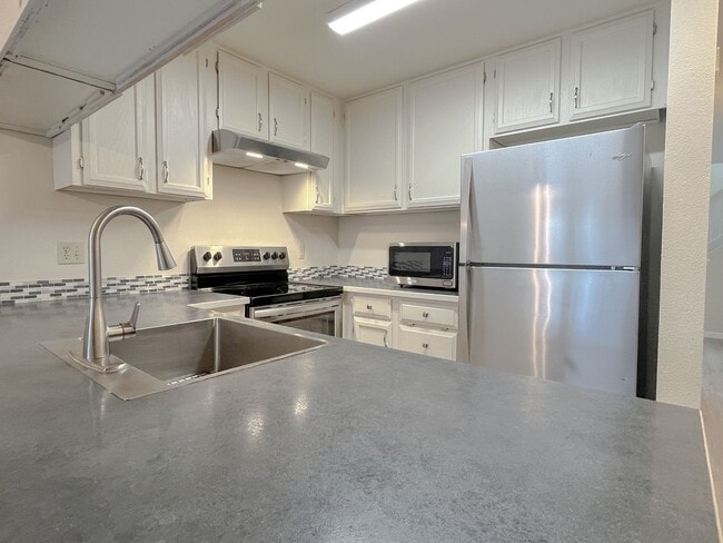 Photo - 32-6442 Apartment