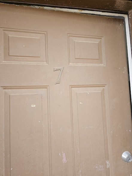 Building Photo - 215 N 400 W