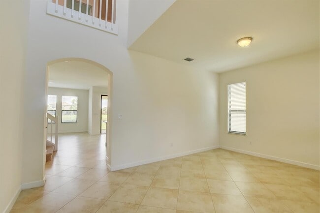 Building Photo - 4604 Willow Basin Way