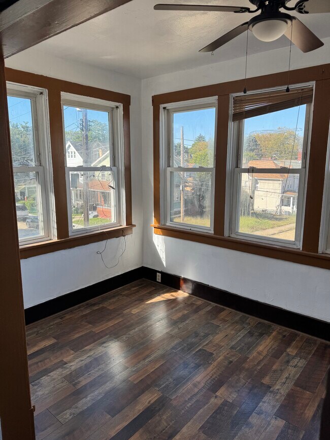 Foto del edificio - 1415 Beech St