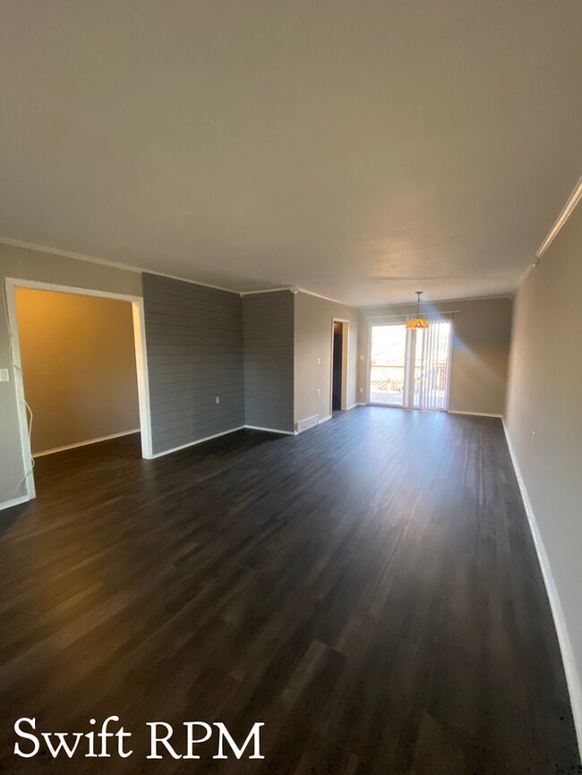 Foto del edificio - 1600 E Sheridan St