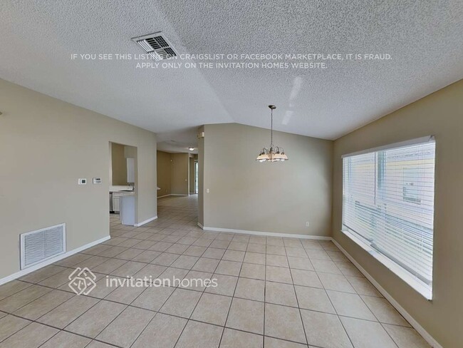 Building Photo - 2539 Chatham Cir