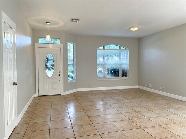 Building Photo - 7006 Albacete Ln