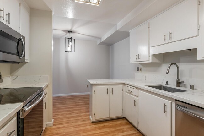 Foto del edificio - 1760 Halford Ave