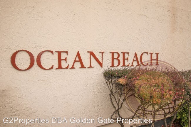 Building Photo - 825 La Playa St