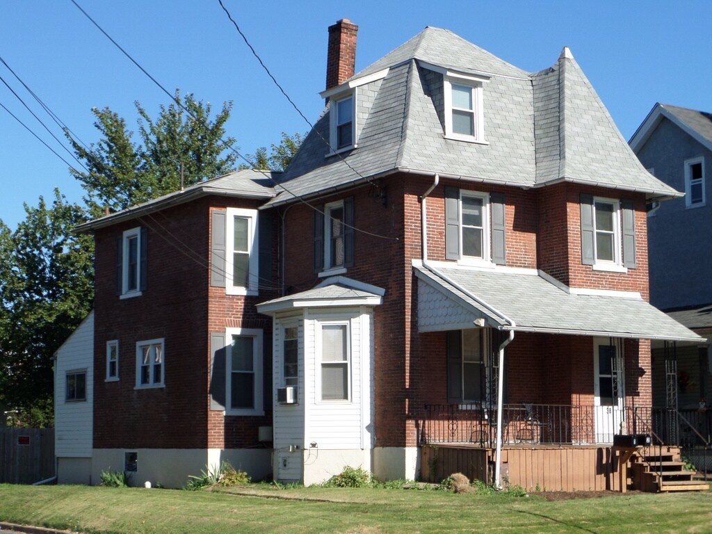 Foto principal - 38 N Richardson Ave
