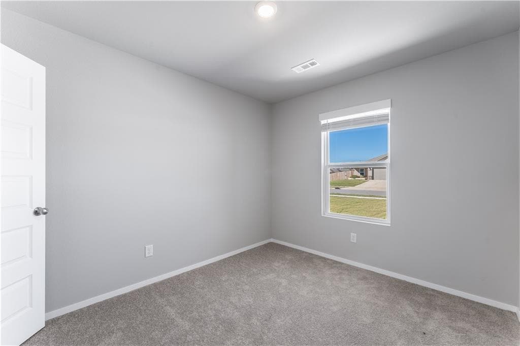 Primary Photo - 2111 E Annette Dr