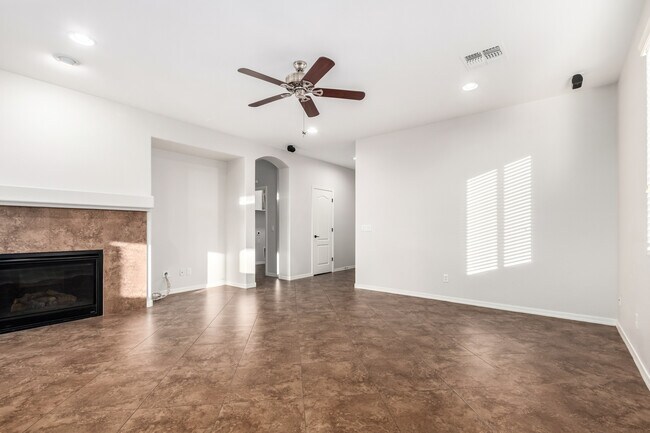 Building Photo - 35376 N Murray Grey Dr