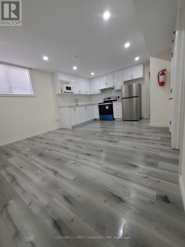 Photo du bâtiment - 289 Middleton Ave