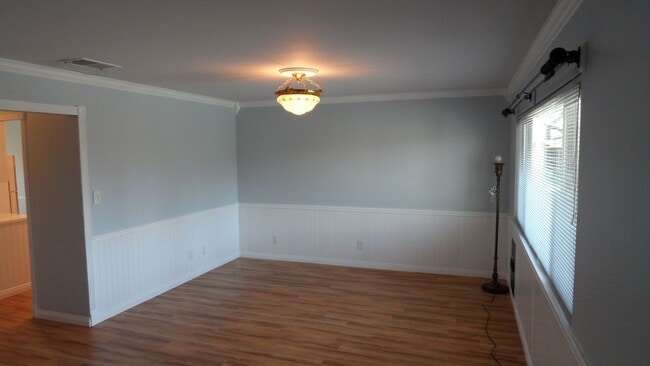 Foto del edificio - Nicely Updated 1 Bedroom 1 Bathroom, Coco ...