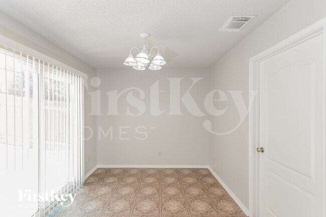 Foto del edificio - 2652 Westover View