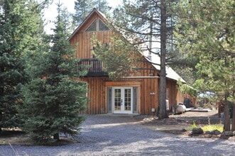 Building Photo - 15871 Deedon Rd