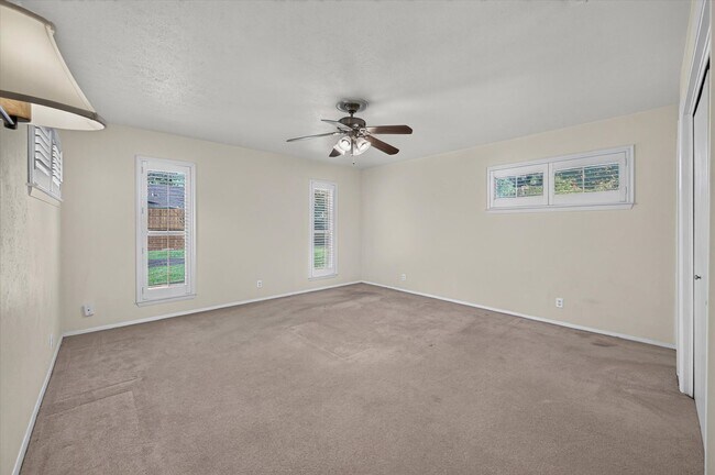 Building Photo - 1306 Pueblo Ct