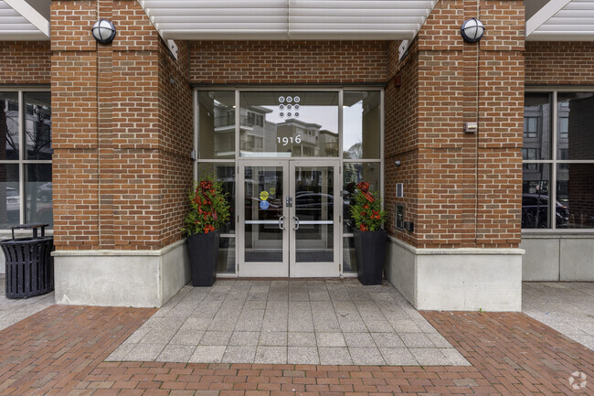 Main Entrance - Carruth Apartments