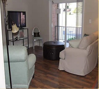 Sala de estar - Brickettwood Apartments