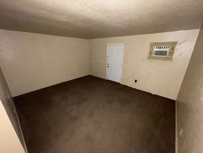 Building Photo - 1 br, 1 bath House - 3908 S Hudson Ave