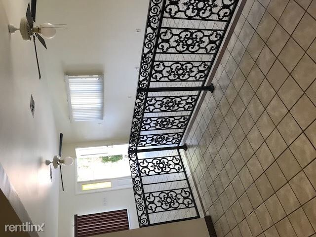 Foto del edificio - 2409 Palomino Ln