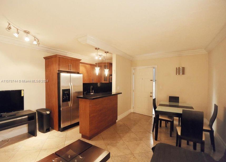 Primary Photo - 150 SW 10th St