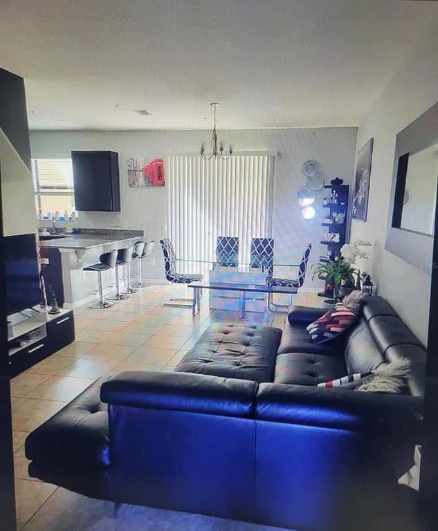 Foto del edificio - 2486 Seven Oaks Dr