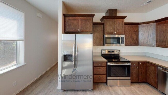 Foto del edificio - Del1955/1957