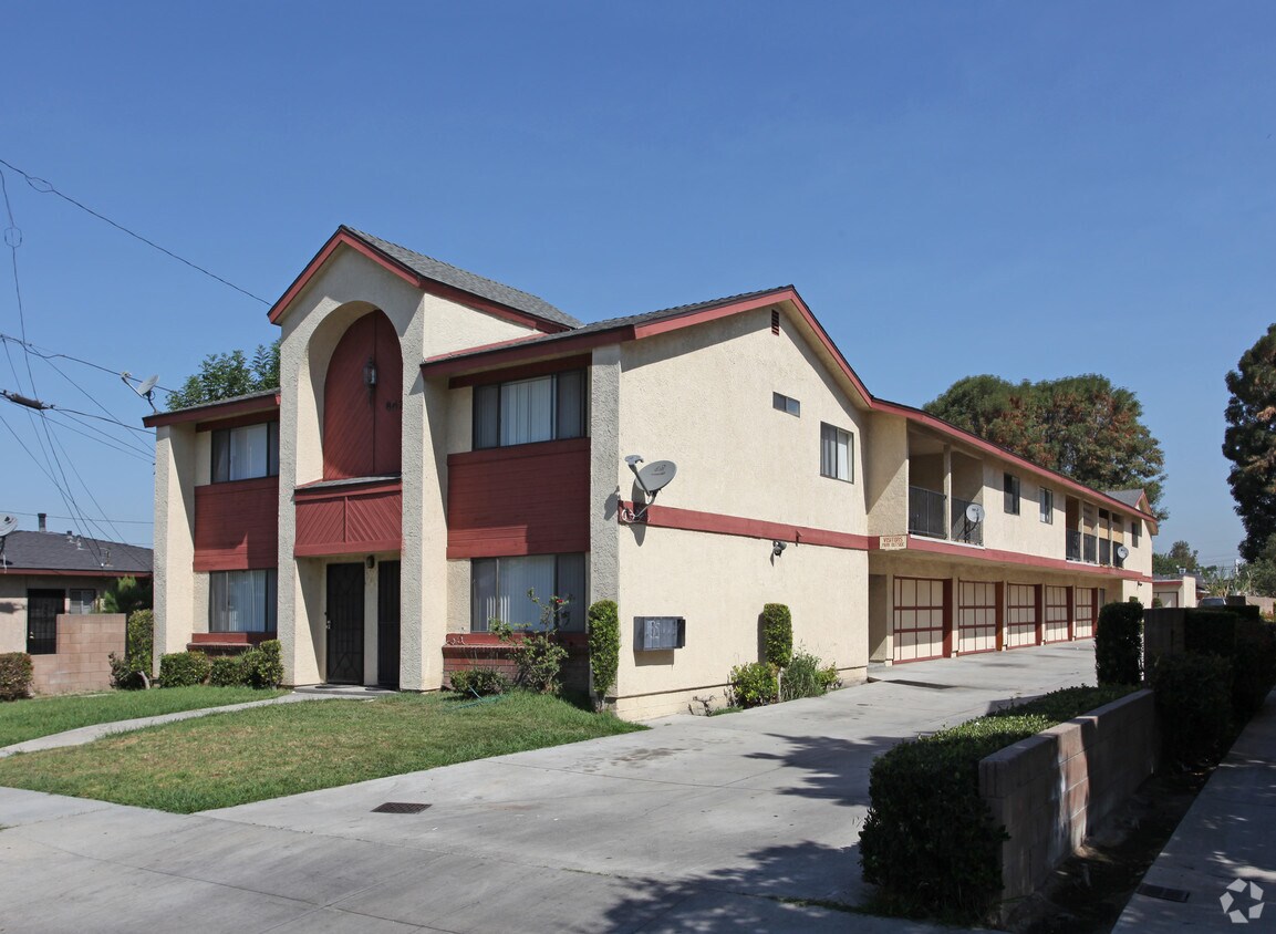 Foto principal - 8621 Rose St