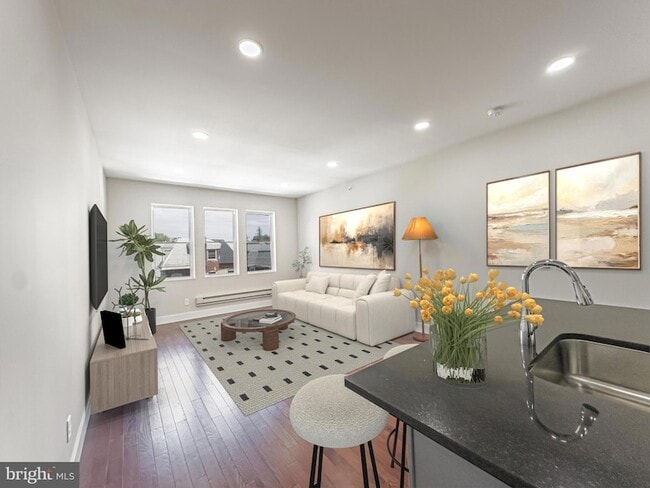 Photo - 1806 W Ontario St Townhome