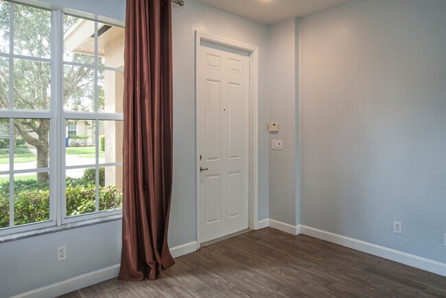 Foto del edificio - 9986 E Villa Cir