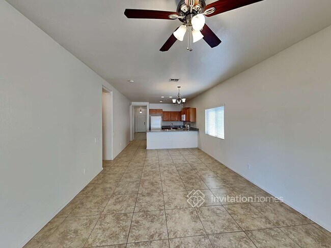 Building Photo - 17232 W Rimrock St