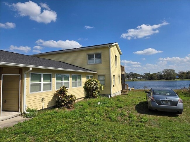 Foto del edificio - 8725 Twin Lakes Blvd