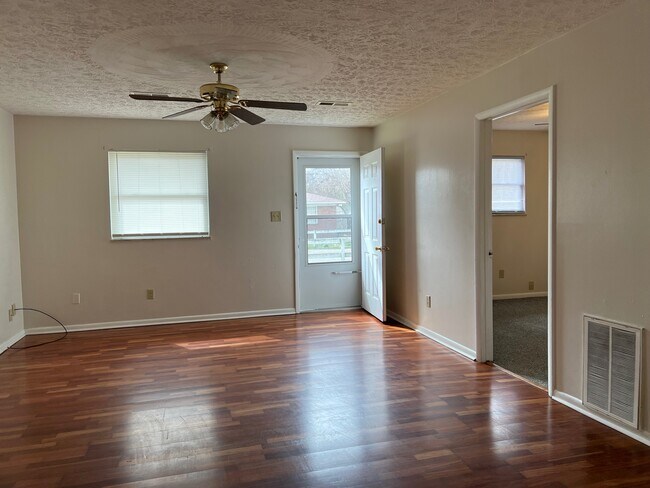 Foto del edificio - 160 Township Road 1316